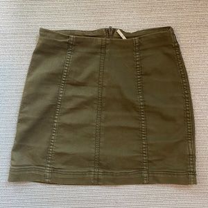 Free People cargo green fitted skirt